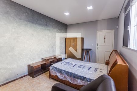 Quarto de kitnet/studio para alugar com 1 quarto, 35m² em Santa Efigênia, Belo Horizonte