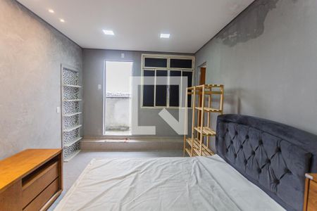 Quarto de kitnet/studio para alugar com 1 quarto, 35m² em Santa Efigênia, Belo Horizonte