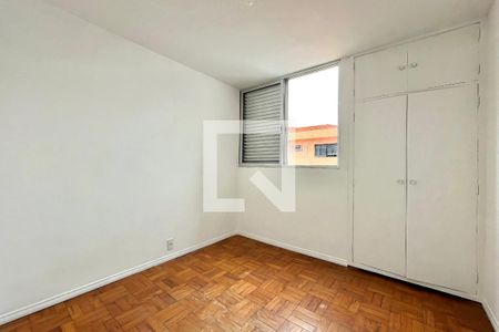 Quarto 1 de apartamento para alugar com 2 quartos, 67m² em Vila Alexandria, São Paulo