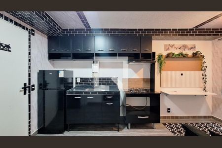 Sala/Cozinha/área de serviço  de apartamento para alugar com 1 quarto, 25m² em Parque Industrial Tomas Edson, São Paulo