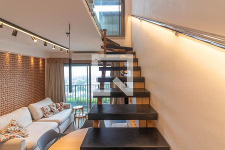 Escadas de apartamento para alugar com 1 quarto, 61m² em Indianópolis, São Paulo