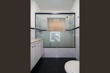 Banheiro Social de apartamento para alugar com 3 quartos, 150m² em Cerqueira César, São Paulo