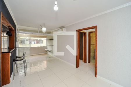 Sala de apartamento para alugar com 1 quarto, 54m² em Vila Ipiranga, Porto Alegre
