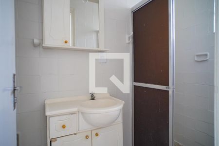 Banheiro  de apartamento para alugar com 1 quarto, 32m² em Passo D’areia, Porto Alegre