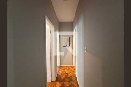 Sala - Corredor de acesso aos quartos de apartamento à venda com 3 quartos, 100m² em Copacabana, Rio de Janeiro
