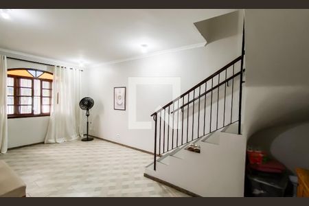 Casa à venda com 4 quartos, 245m² em Vila Buenos Aires, São Paulo