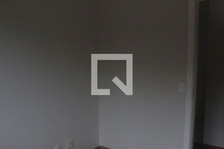 Quarto 1 de apartamento para alugar com 2 quartos, 45m² em Taquara, Rio de Janeiro