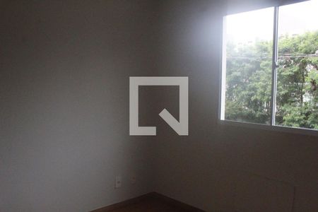 Quarto 2 de apartamento para alugar com 2 quartos, 45m² em Taquara, Rio de Janeiro