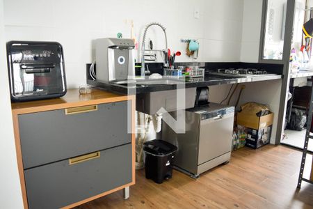 Cozinha de apartamento para alugar com 3 quartos, 79m² em Chácara Seis de Outubro, São Paulo