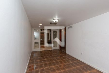 Cozinha  de casa à venda com 4 quartos, 272m² em Rio Branco, Porto Alegre