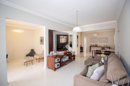 Sala de TV de casa à venda com 3 quartos, 360m² em Alvorada, Contagem