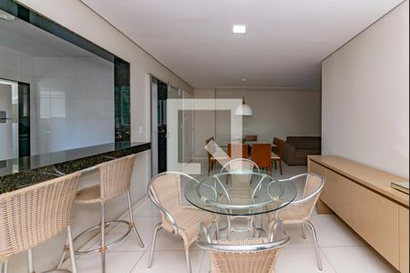 Sala de apartamento para alugar com 3 quartos, 90m² em Lourdes, Belo Horizonte