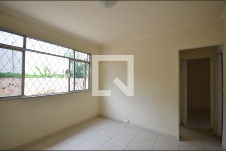 Sala de casa de condomínio para alugar com 2 quartos, 42m² em Guadalupe, Rio de Janeiro