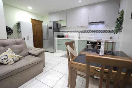 Apartamento à venda com 2 quartos, 40m² em Jardim Ipanema, Santo André