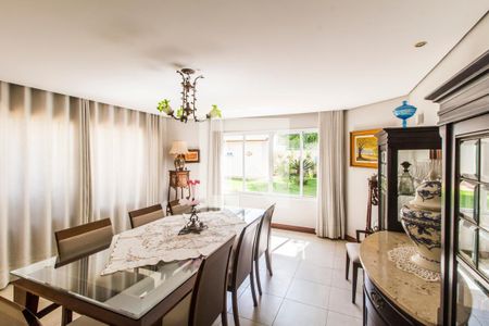 Sala  de casa de condomínio à venda com 3 quartos, 560m² em Condomínio Melville (tamboré), Santana de Parnaíba