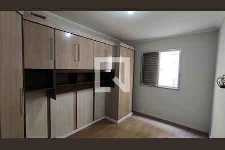 Quarto 2 de apartamento para alugar com 2 quartos, 76m² em Jardim Tinoco, Ferraz de Vasconcelos