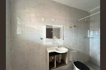 Banheiro de casa para alugar com 1 quarto, 45m² em Vila Bonilha Nova, São Paulo