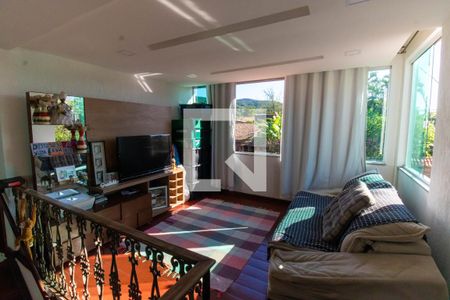 Sala de apartamento à venda com 2 quartos, 360m² em Itaipu, Niterói