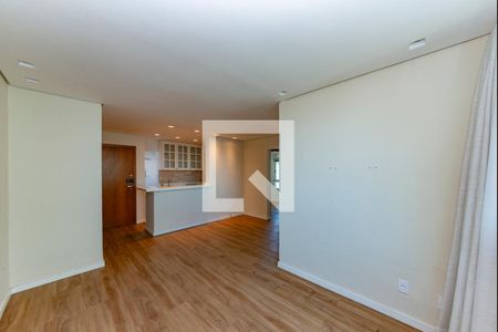 Sala de apartamento à venda com 2 quartos, 69m² em Belvedere, Belo Horizonte