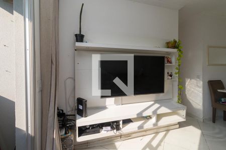 Sala de apartamento para alugar com 2 quartos, 49m² em Jardim Santa Teresinha, São Paulo