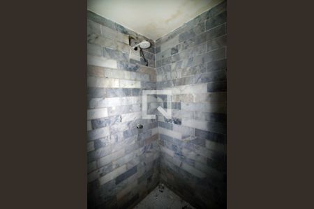 Banheiro de casa para alugar com 1 quarto, 35m² em Pavuna, Rio de Janeiro