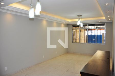 Detalhe - Sala de casa à venda com 3 quartos, 230m² em Vila Mangalot, São Paulo