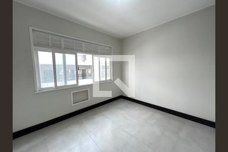 Quarto 2 de apartamento para alugar com 2 quartos, 48m² em Méier, Rio de Janeiro