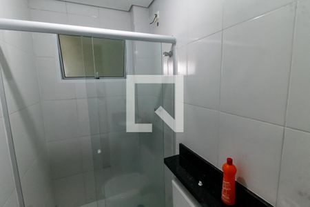 Banheiro de casa para alugar com 1 quarto, 40m² em Jardim Maria Luiza, Taboão da Serra