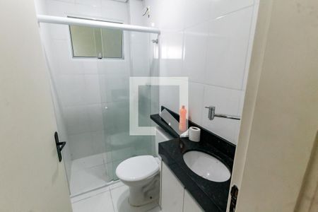 Banheiro de casa para alugar com 1 quarto, 40m² em Jardim Maria Luiza, Taboão da Serra