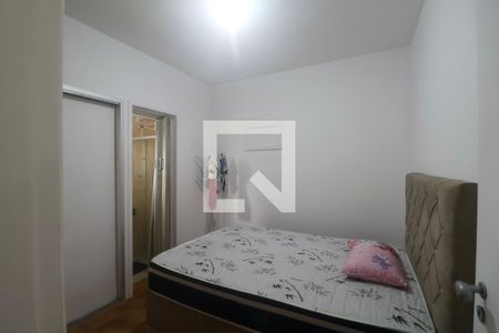 Suíte de apartamento para alugar com 2 quartos, 65m² em Jardim Tres Marias, Guarujá