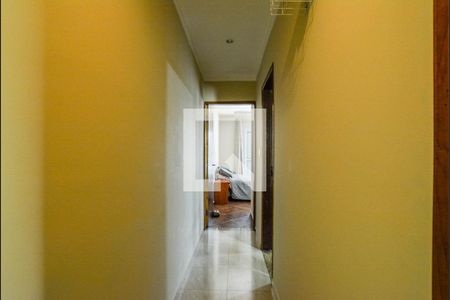 Corredor de apartamento à venda com 3 quartos, 90m² em Vila Curuçá, Santo André