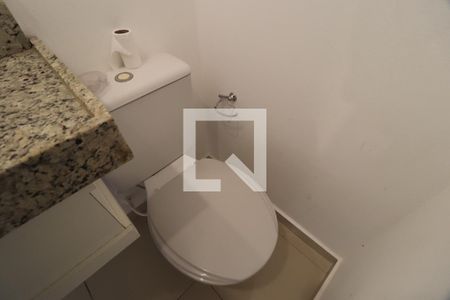 Lavabo de casa de condomínio para alugar com 3 quartos, 100m² em Morada da Colina, Uberlândia