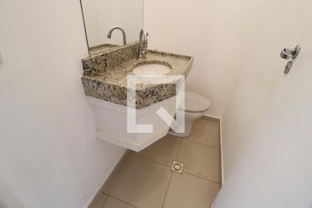 Lavabo de casa de condomínio para alugar com 3 quartos, 100m² em Morada da Colina, Uberlândia