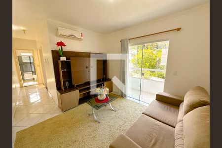 Sala de TV de apartamento para alugar com 2 quartos, 60m² em Forquilhinhas, São José