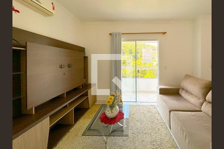 Sala de TV de apartamento para alugar com 2 quartos, 60m² em Forquilhinhas, São José