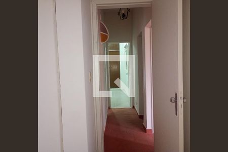 Corredor de casa para alugar com 2 quartos, 65m² em Sagrada Família, Belo Horizonte