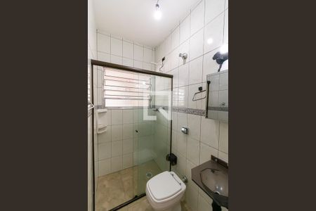 Banheiro de apartamento para alugar com 1 quarto, 50m² em Jardim Adutora, São Paulo