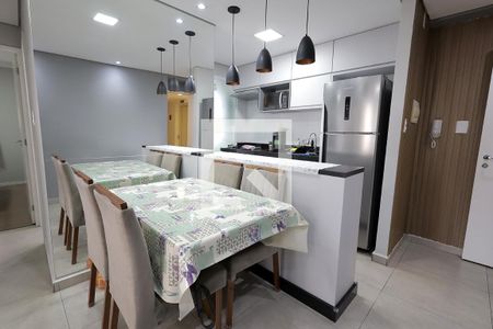Sala de apartamento à venda com 2 quartos, 46m² em Parque Jaçatuba, Santo André