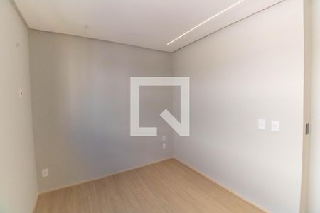 Quarto 1 de apartamento para alugar com 2 quartos, 50m² em Santa Rosa, Niterói