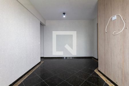 Sala de apartamento para alugar com 3 quartos, 73m² em Vila Esperança, São Paulo