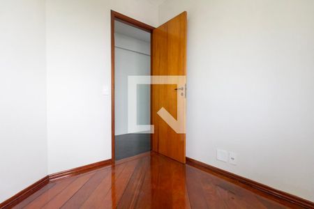 Quarto 1 de apartamento para alugar com 3 quartos, 73m² em Vila Esperança, São Paulo