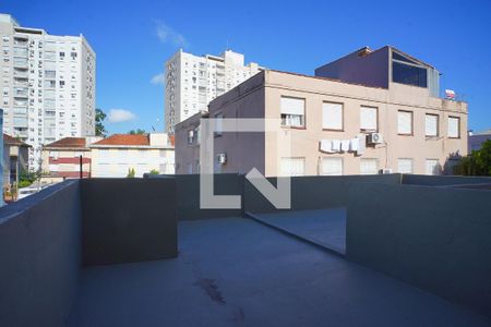 Terraço  de apartamento para alugar com 3 quartos, 89m² em São Sebastião, Porto Alegre