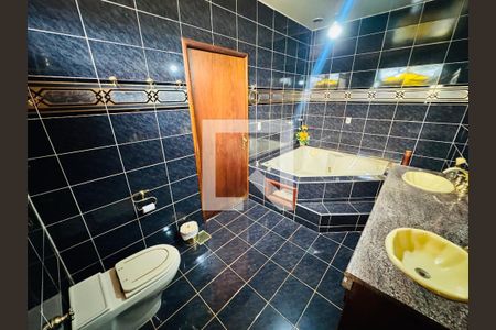 Banheiro de casa para alugar com 8 quartos, 2400m² em Setor Habitacional Arniqueira, Brasília