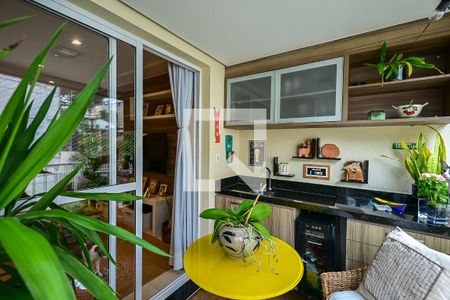 Varanda de apartamento à venda com 2 quartos, 80m² em Real Parque, São Paulo