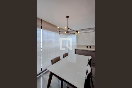 Varanda de kitnet/studio para alugar com 1 quarto, 60m² em Vila Dom Pedro I, São Paulo