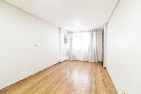 Sala de casa à venda com 3 quartos, 150m² em Jardim Nossa Senhora do Carmo, São Paulo