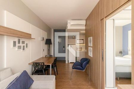 Sala de apartamento para alugar com 1 quarto, 36m² em Rebouças, Curitiba