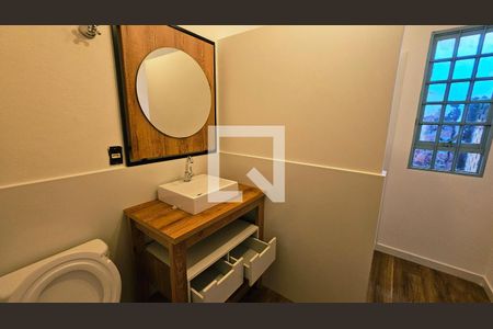 Casa à venda com 4 quartos, 200m² em Jardim Quintas das Videiras, Jundiaí