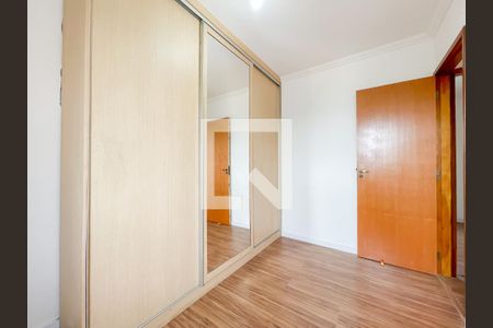 Quarto 2 de apartamento para alugar com 3 quartos, 65m² em Piratininga, Osasco