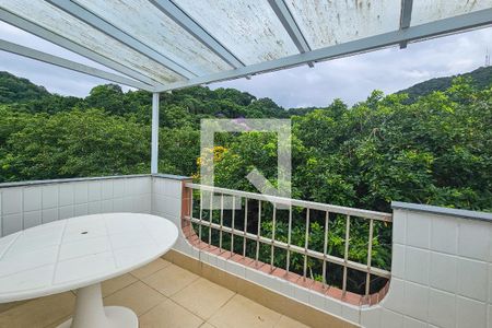 varanda  de apartamento para alugar com 2 quartos, 150m² em Jardim Tres Marias, Guarujá